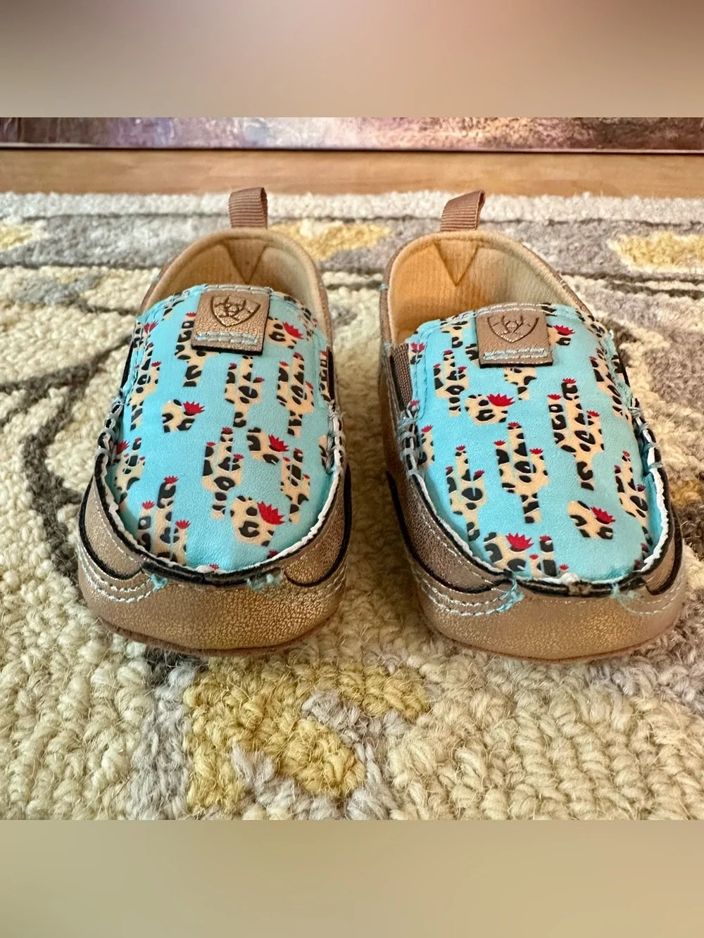Ariat nwt size